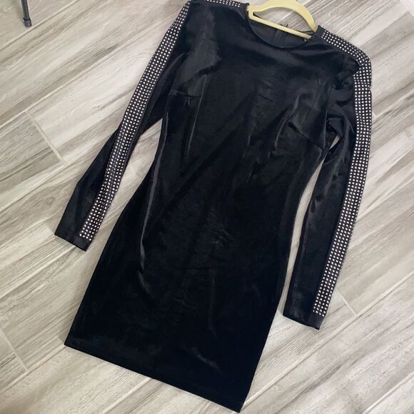 Forever 21 Black Stretchy Velvet Mini Dress M - Picture 3 of 6